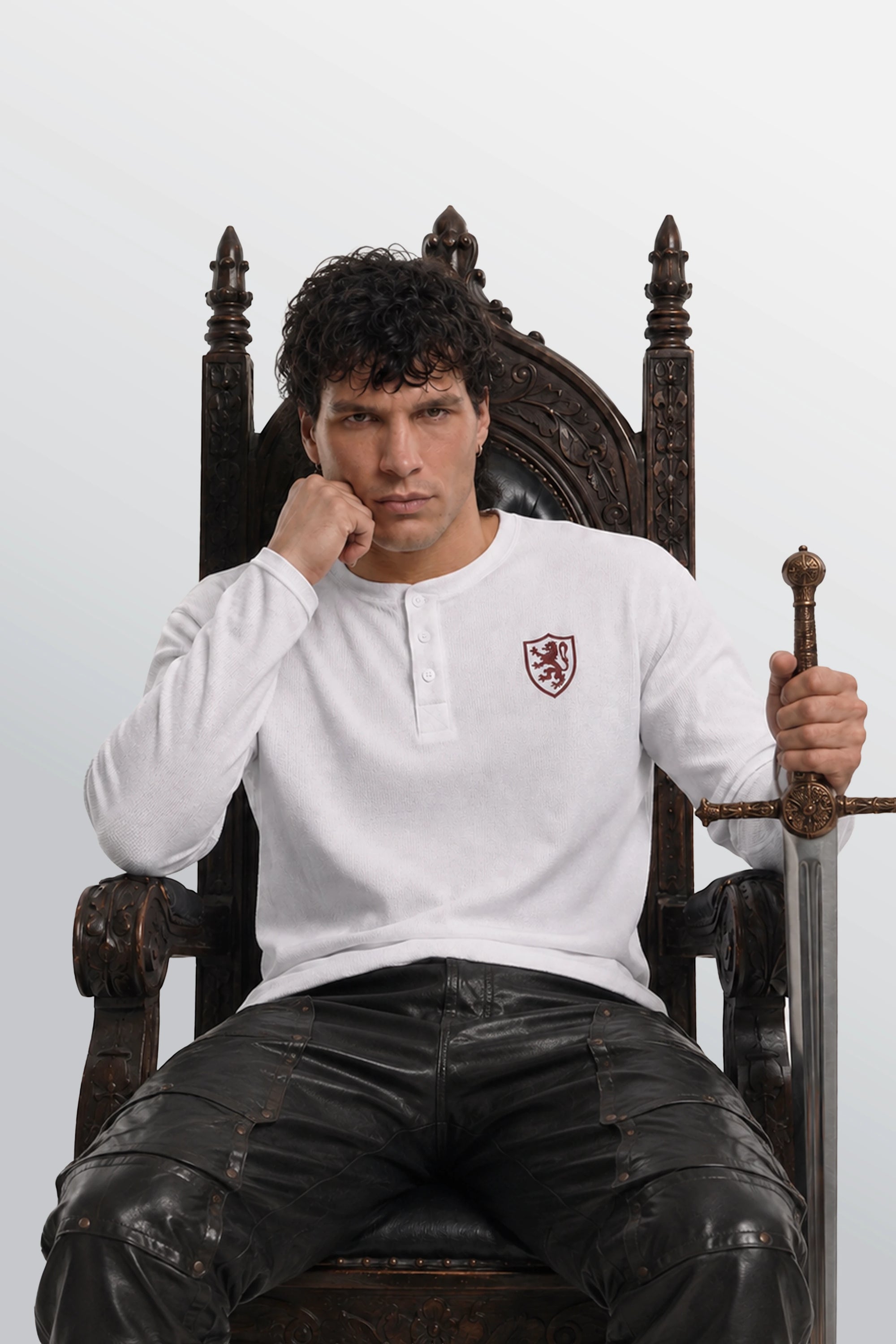 Lannister Love Oversized Henley Waffle Tee White – Model-Alt-Front